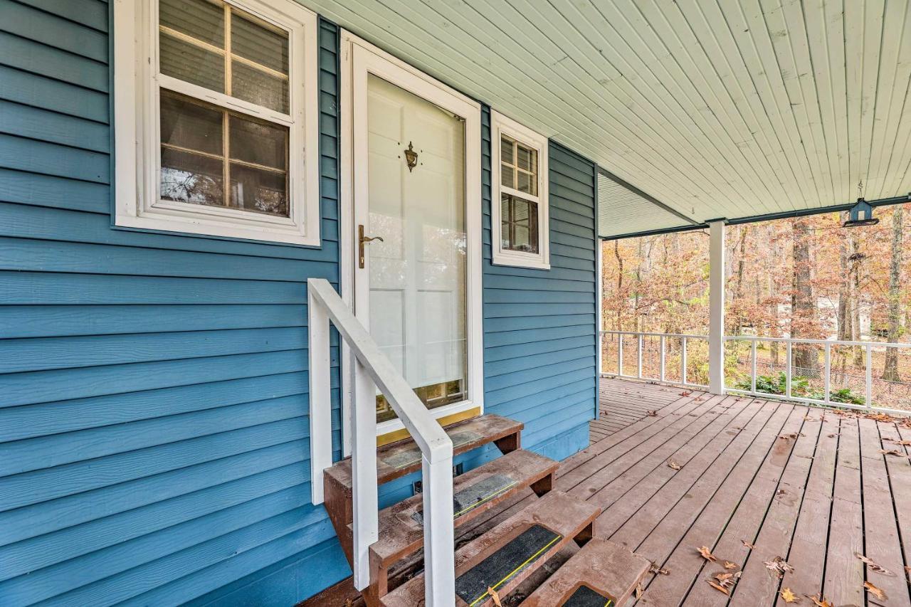 Cozy Cottage With Private Yard Pet Friendly! Winchester Exterior photo