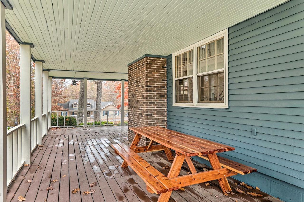 Cozy Cottage With Private Yard Pet Friendly! Winchester Exterior photo